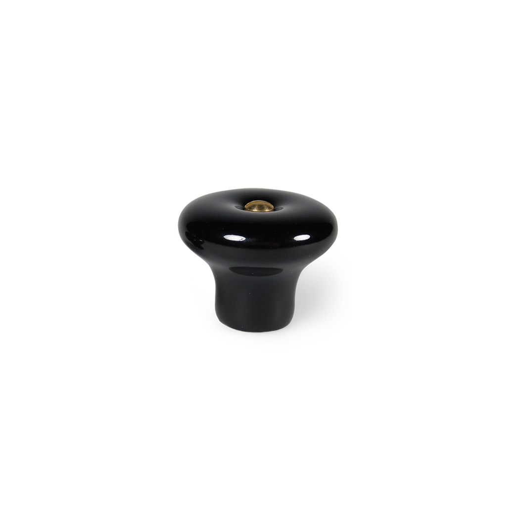 Porcelænsknop i sort porcelæn med messingskrue, 31 mm - Lyngby • Chr. Jørgensen - Copenhagenhomedesign