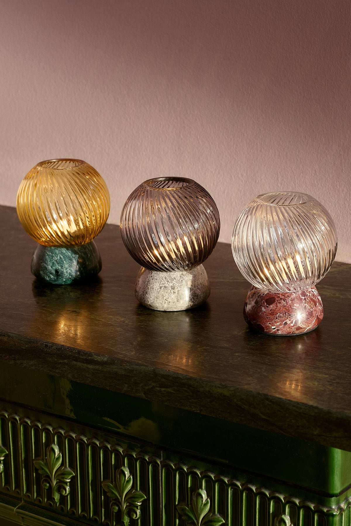 Twist of Marble fyrfadsstage, grøn/amber • Design by Us - Copenhagenhomedesign