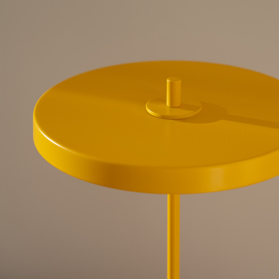 Asteria Move Monochrome, portable bordlampe, gul (sunflower) • UMAGE - Copenhagenhomedesign