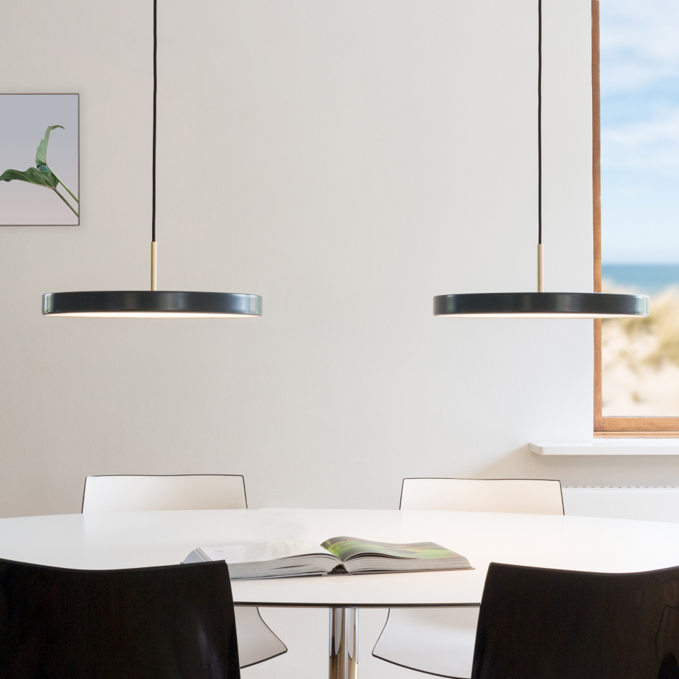 Asteria pendel, grå og messing • UMAGE - Copenhagenhomedesign