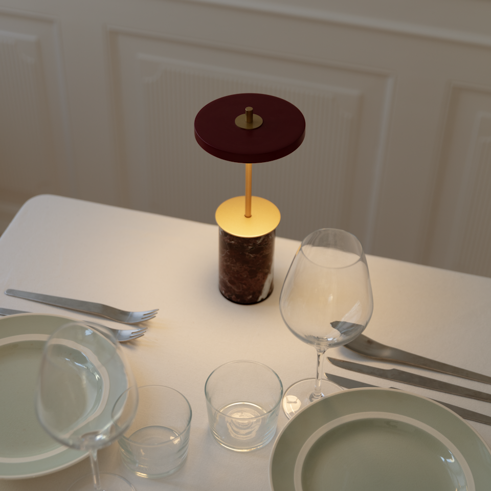 Asteria Move Mini, portable bordlampe, rød marmor • UMAGE - Copenhagenhomedesign