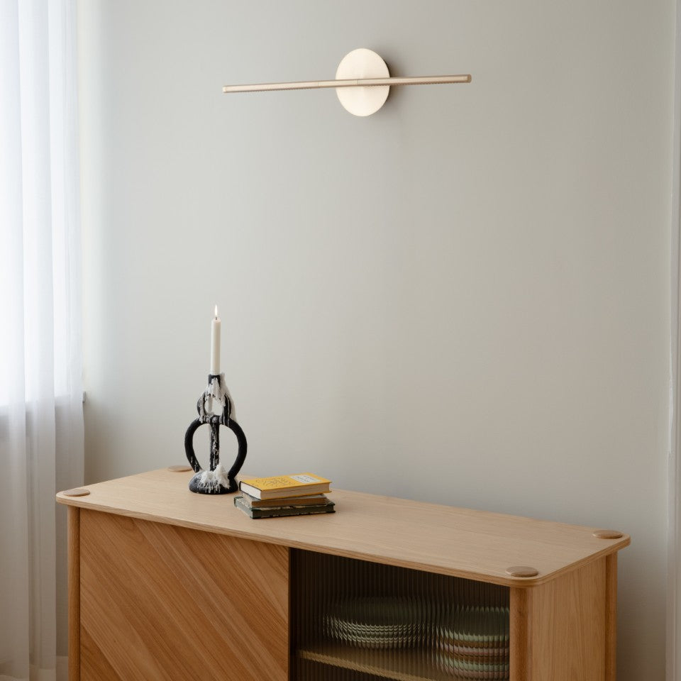 Omni Wall væglampe, messing • UMAGE - Copenhagenhomedesign