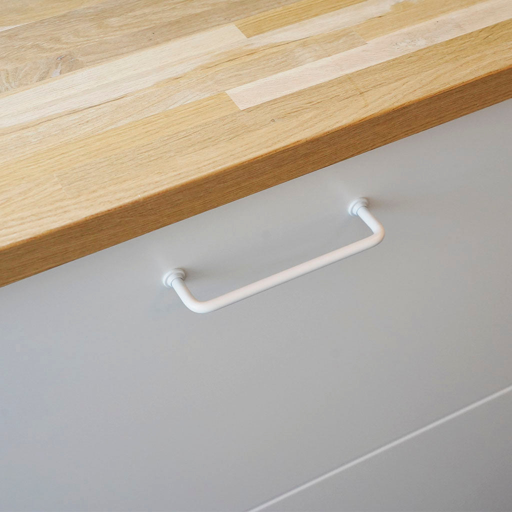 Køkkengreb i mat hvid - Frederiksberg • Chr. Jørgensen - Copenhagenhomedesign