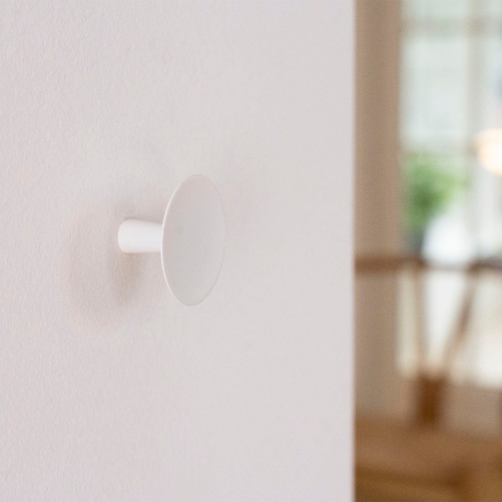 Møbelknop i mat hvid, Ø 75 mm - København • Chr. Jørgensen - Copenhagenhomedesign