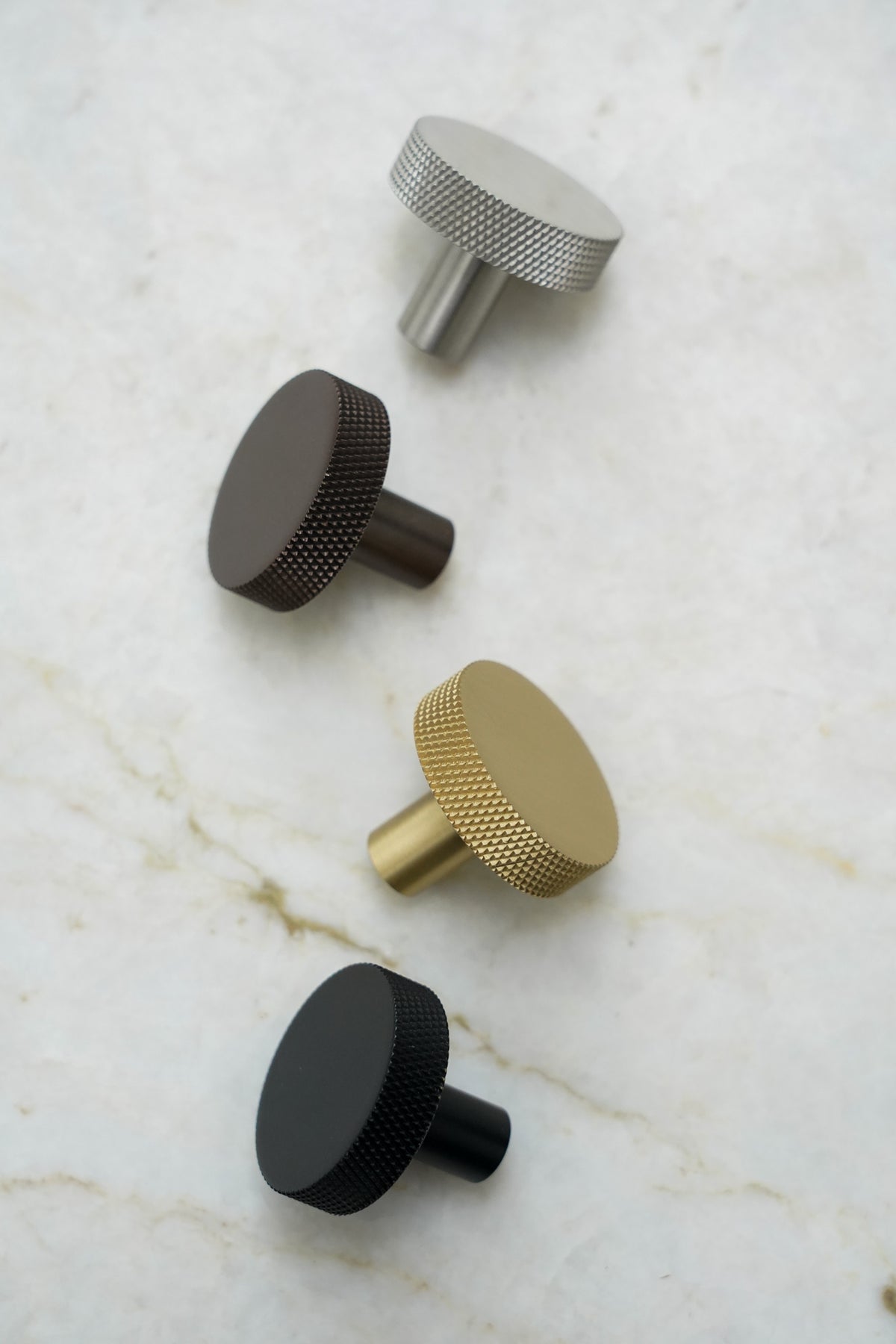 Møbelknop med diamond cut i sort - Østerbro • Chr. Jørgensen - Copenhagenhomedesign